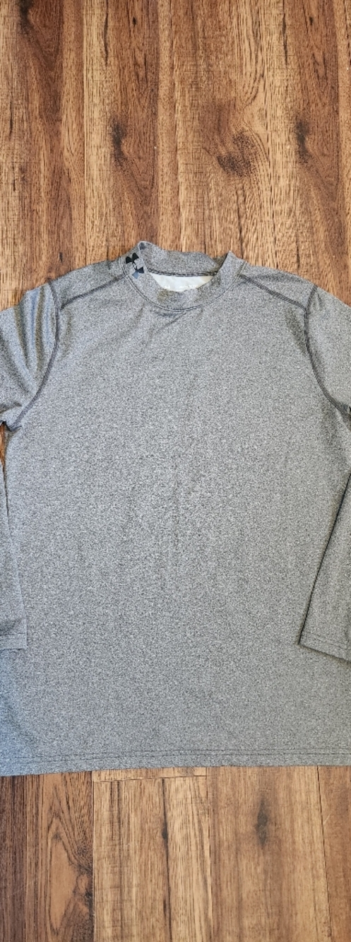 Under Armour Men's Gray Heather Crewneck Sweatshirt